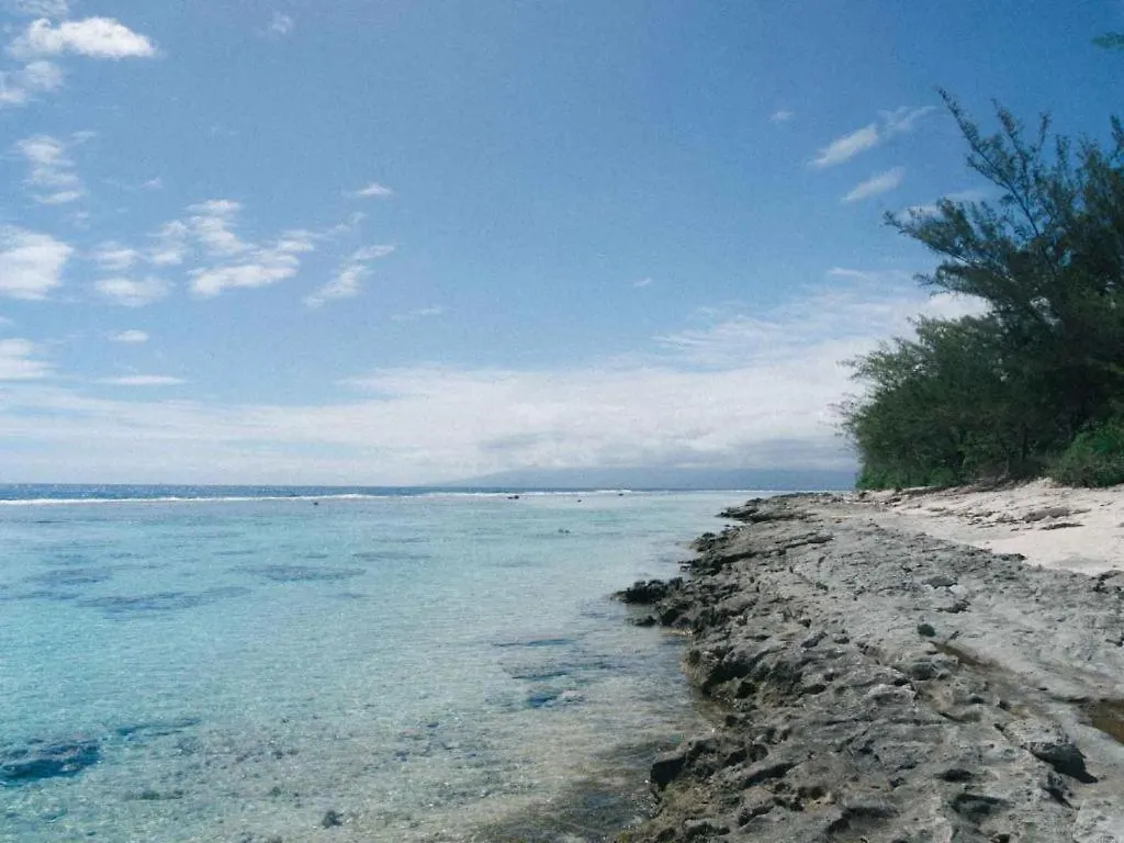 Moorea Reef Bungalows 0*,